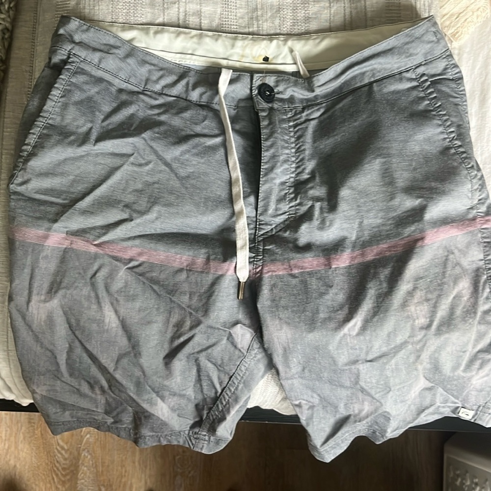 Quiksilver men’s amphibian shorts